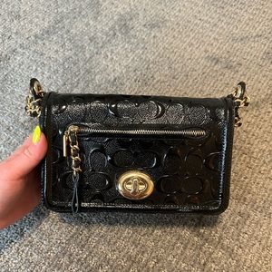 Pre-Loved Black Coach shoulder bag -Sold